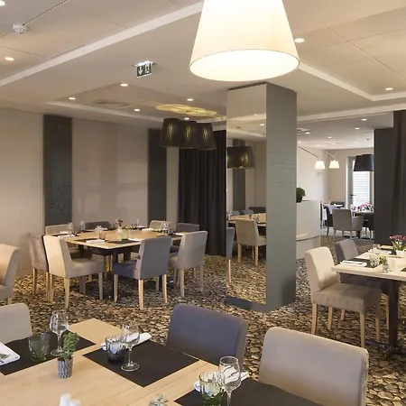 Oceania Rennes 4*