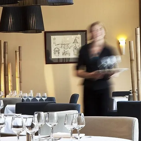 Hotel Oceania Rennes 4*