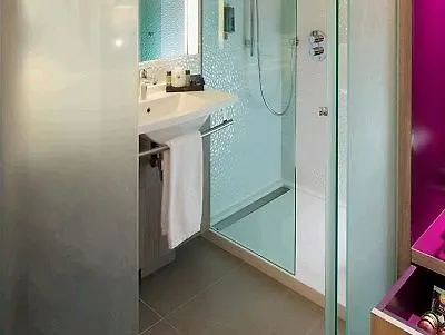 Oceania Rennes 4*